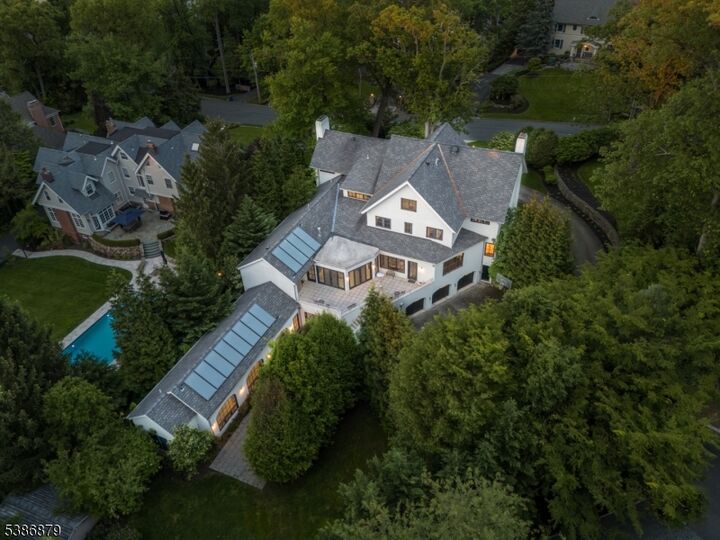 Property Photo:  60 Fernwood Rd  NJ 07901 