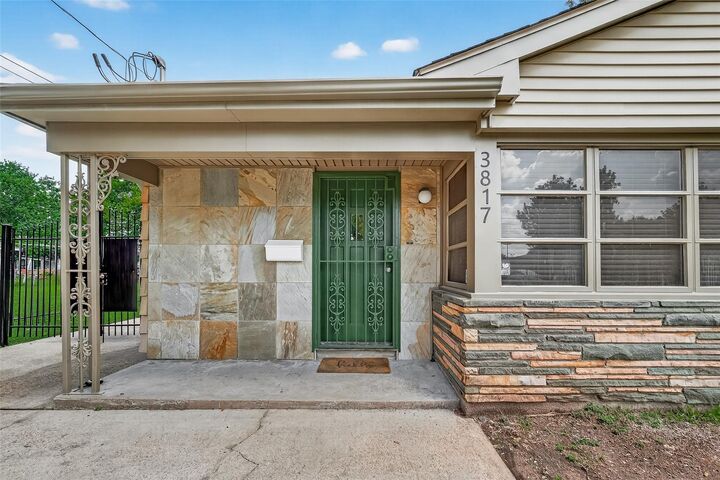 Property Photo: 3817 Anita Street A TX 77004