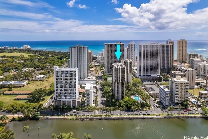 Property Photo:  300 Wai Nani Way 1815  HI 96815 