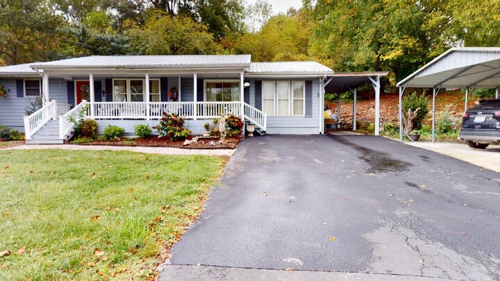 Property Photo: 3342 State Highway 174 KY 41164