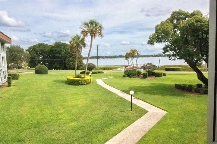 Property Photo:  333 Lake Howard Drive NW 201B  FL 33880 