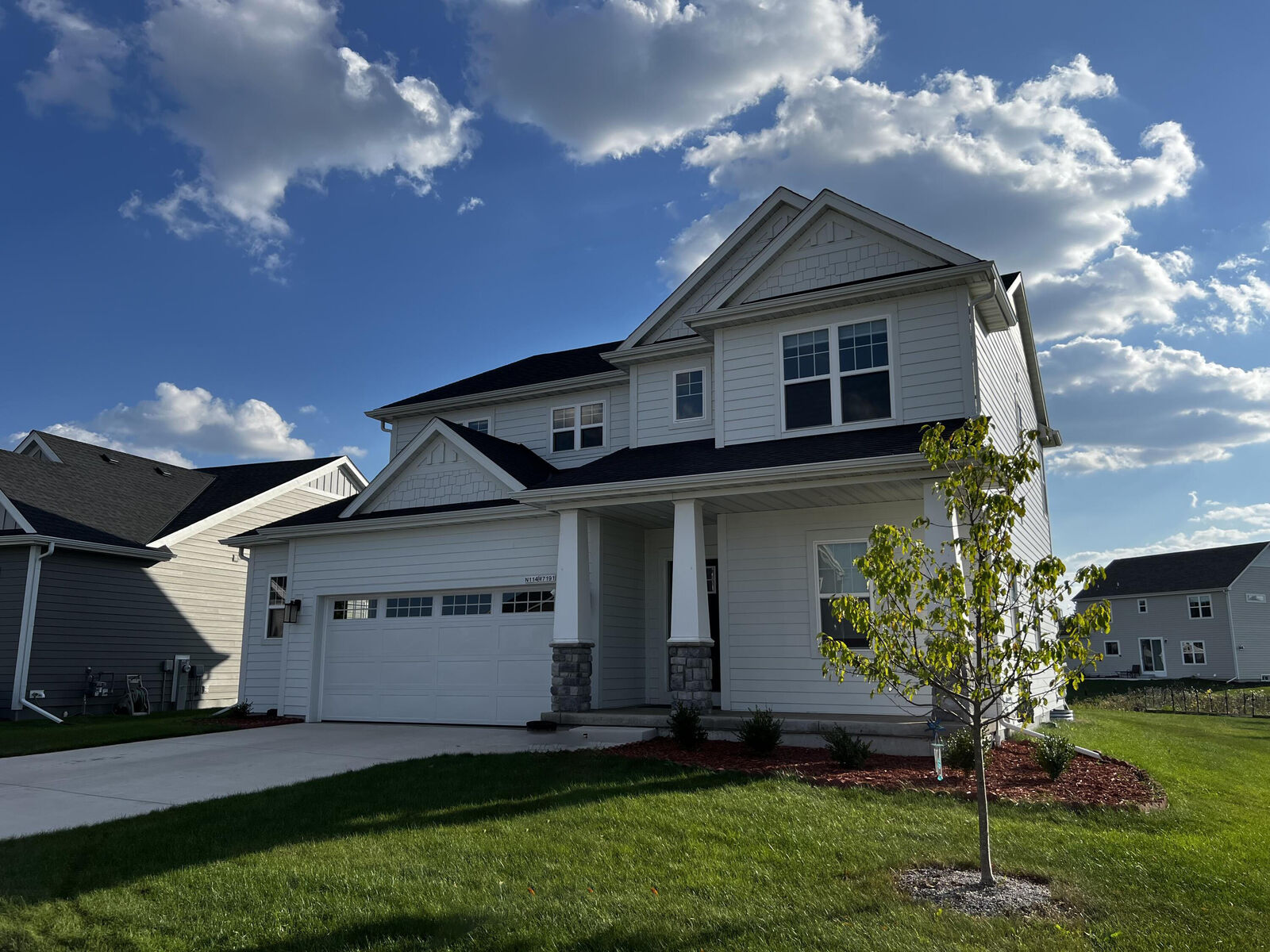Property Photo:  N114w7191 Oakmont Dr  WI 53012 
