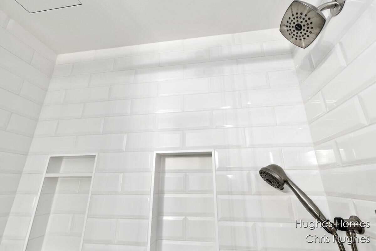 Property Photo:  118 Campau Circle NW  MI 49503 