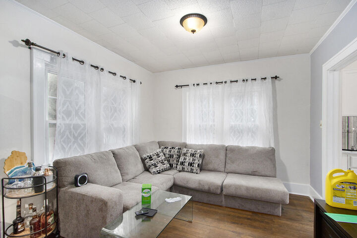 Property Photo: 453 Fairview Ave Avenue MI 49001
