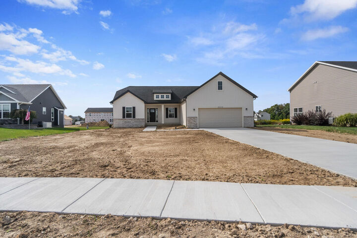 Property Photo:  22 Pinewood  MI 49240 
