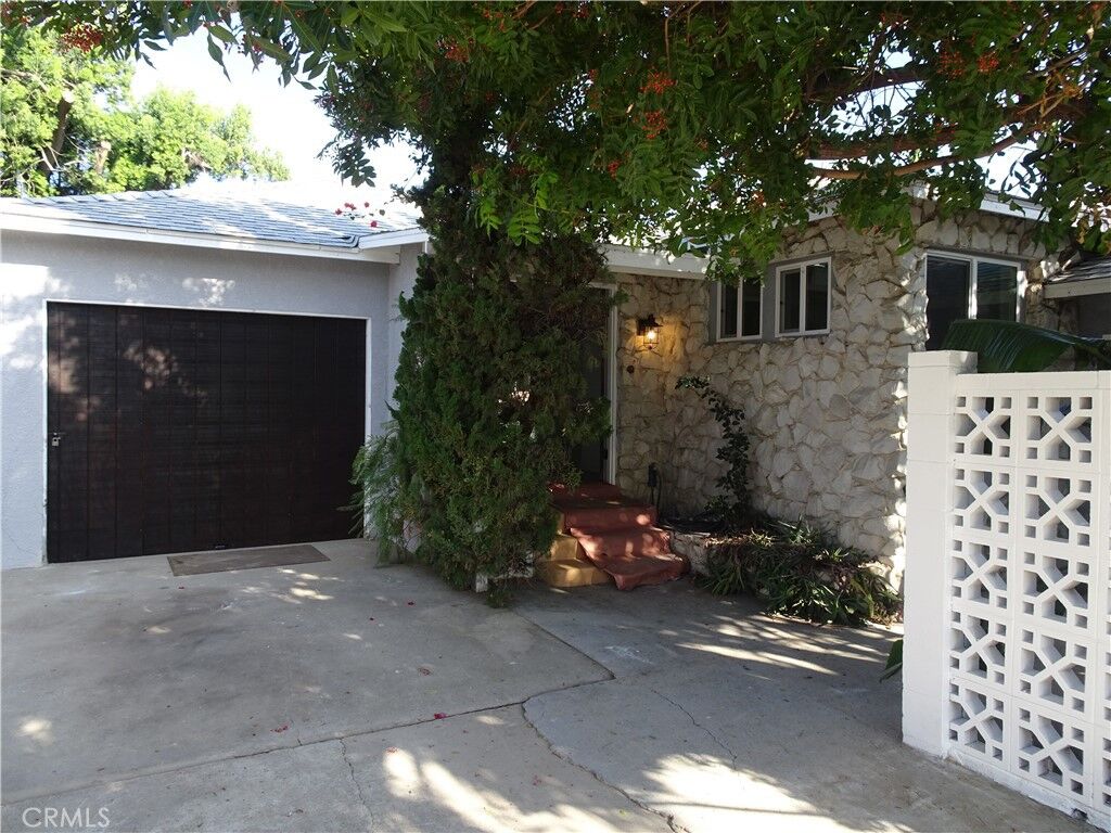 Property Photo:  9213 Call Street  CA 90660 