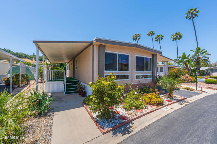 Property Photo:  195 Tierra Rejada Road 160  CA 93065 