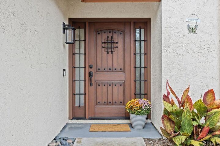 Property Photo:  1998 Paseo Del Rey  CA 92084 