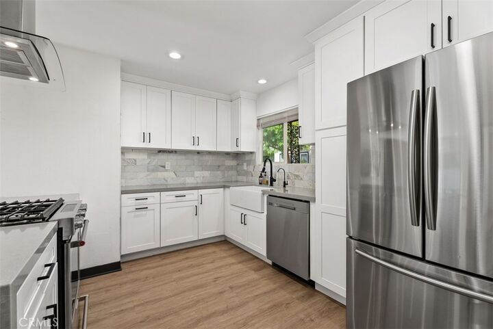 Property Photo:  2400 Elden 23  CA 92627 