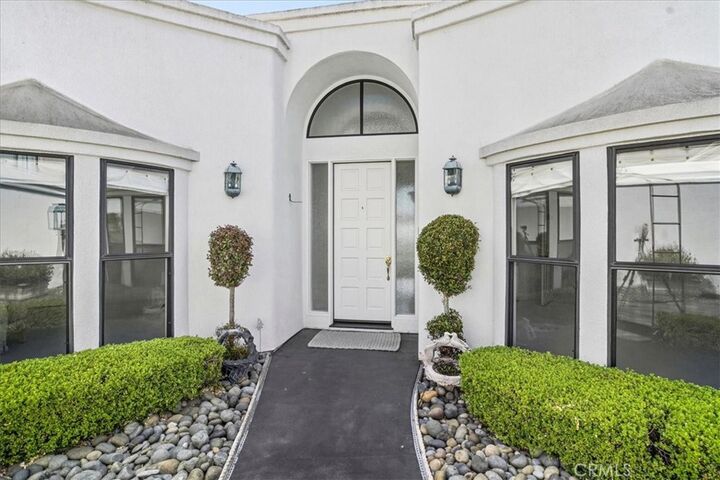 Property Photo:  45 La Gaviota  CA 93449 
