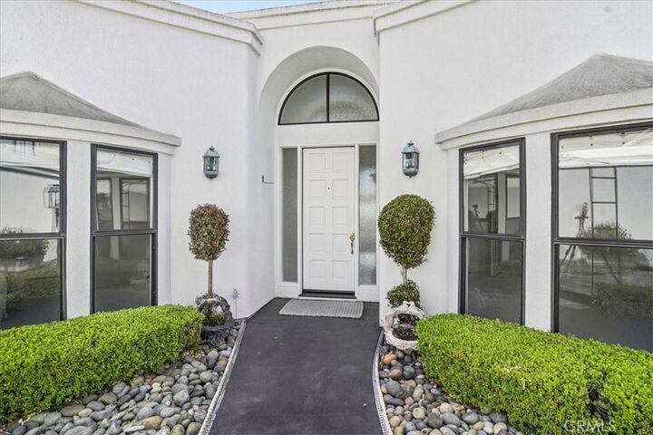 Property Photo:  45 La Gaviota  CA 93449 