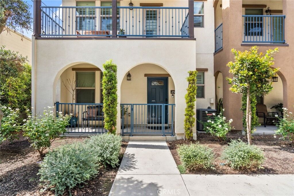 Property Photo:  9861 Alburtis Avenue 25  CA 90670 