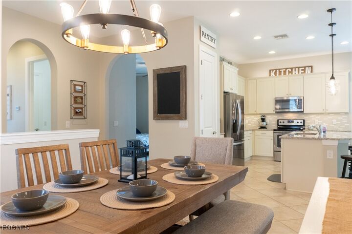 Property Photo:  11518 Golden Oak Terrace  FL 33913 