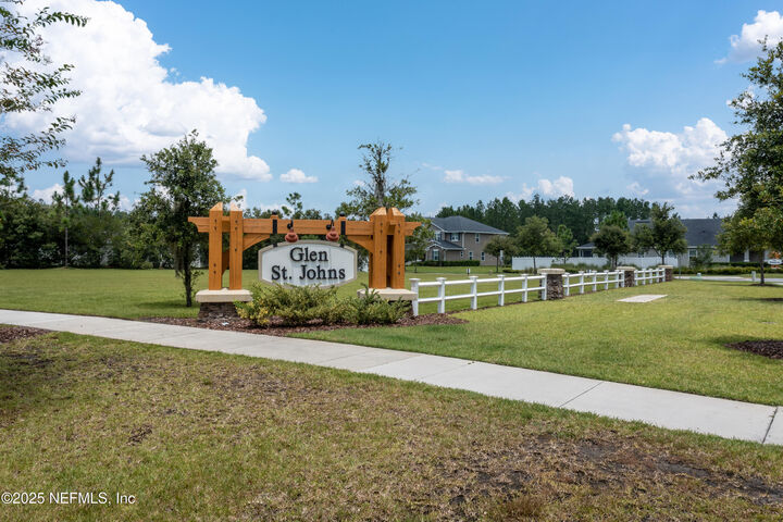 Property Photo:  35 Cane Garden Way  FL 32092 