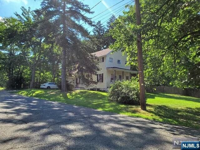Property Photo:  52 Birch Street  NJ 07432 