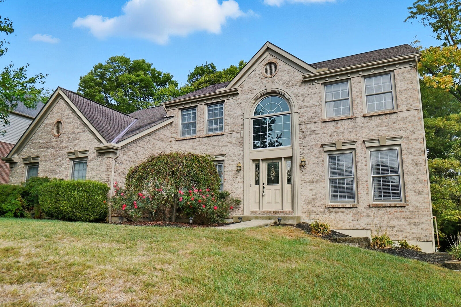 Property Photo:  2013 Wyndemere Court  KY 41048 