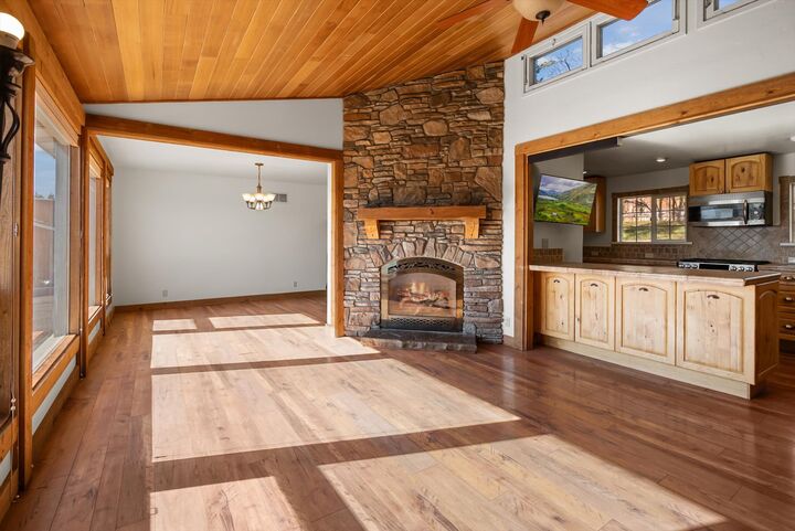 Property Photo:  417 W Arizona Street  MT 59901