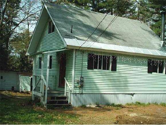 Property Photo: 5 Dawn St NH 03244