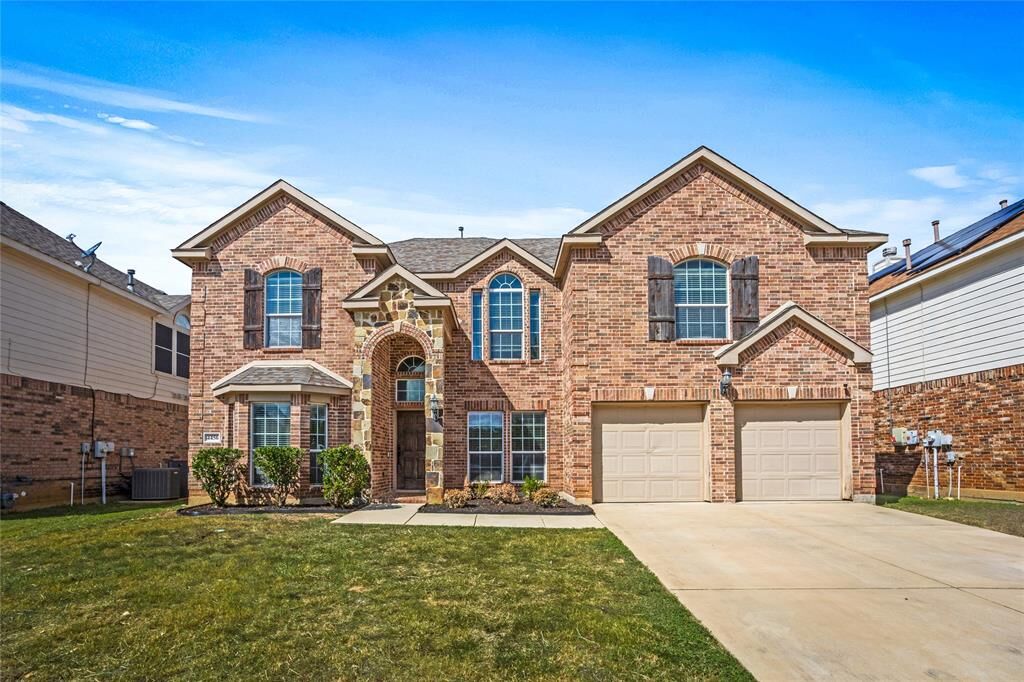 Property Photo: 4456 Corner Brook Lane TX 76123