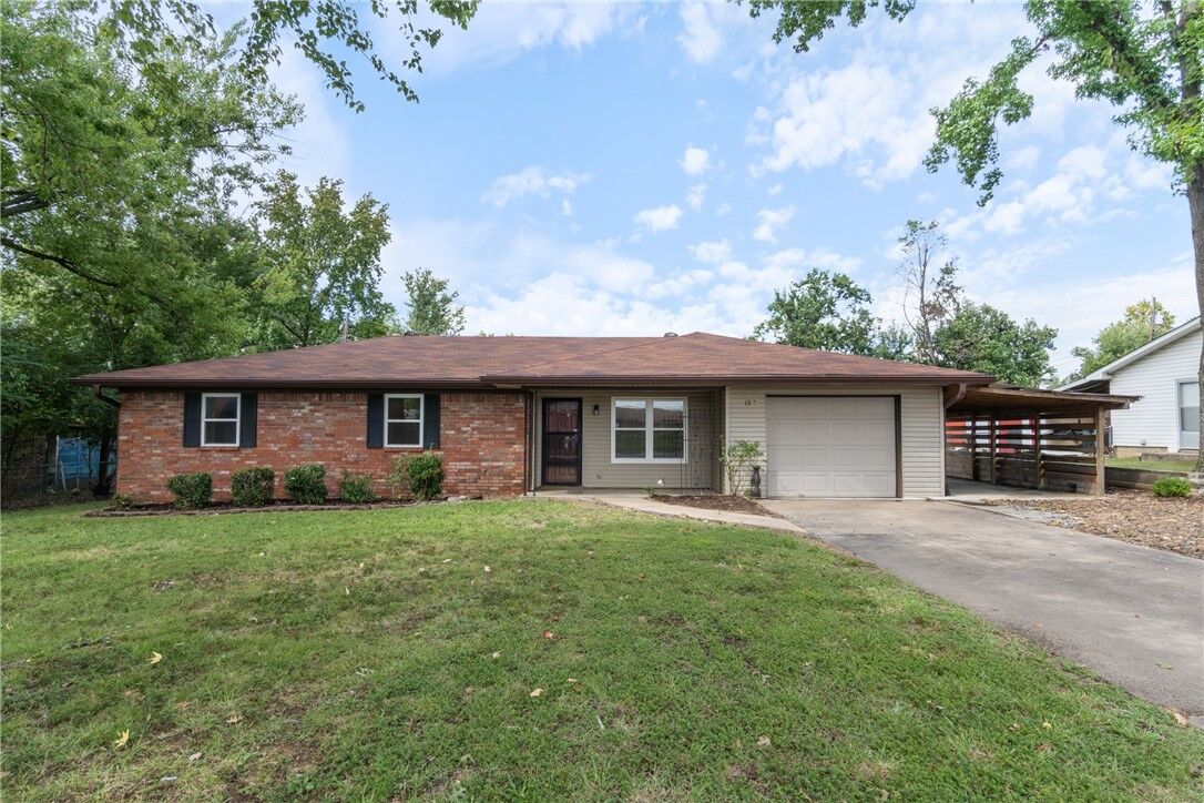 Property Photo:  1311 Royal Drive  AR 72712 