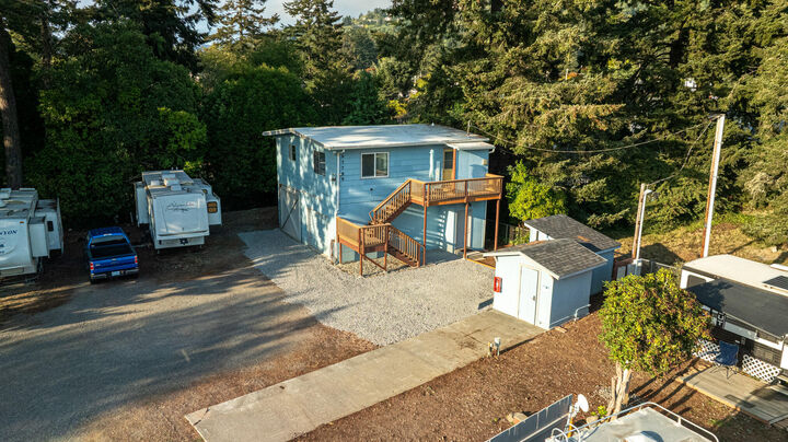 Property Photo:  97799 Hanscam Lane  OR 97415
