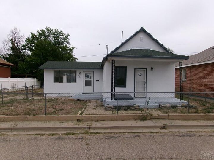 Property Photo:  220 Bradford Ave  CO 81003 