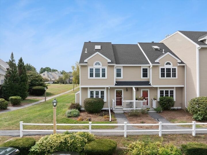 Property Photo:  1301 Carriage Ln 1301  MA 02780 