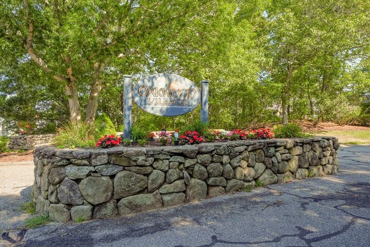 Property Photo:  16 Woodview Dr 16  MA 02631 