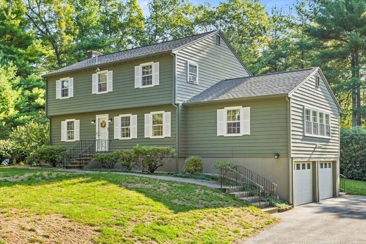 15 Reeves Rd  Bedford MA 01730 photo