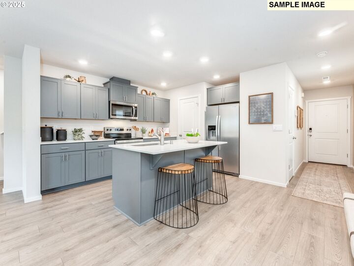Property Photo: 17714 SE Quarry Dr WA 98683