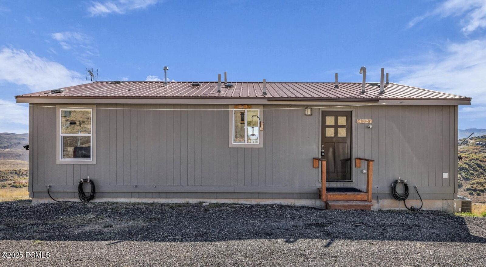 Property Photo:  4328 Oakview Drive  UT 84017 