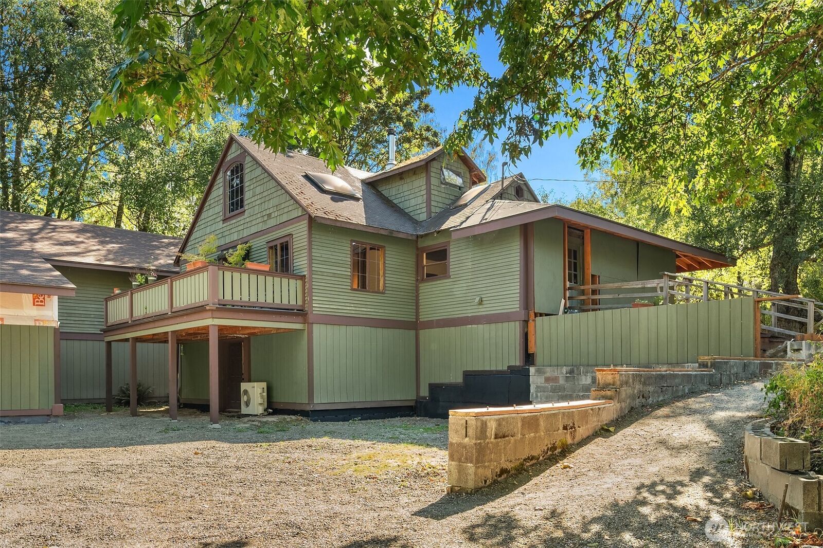 Property Photo: 10320 SW Cove Road WA 98070