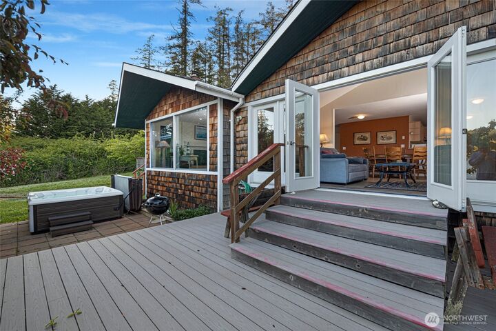 Property Photo: 227 De Haro Lane WA 98250