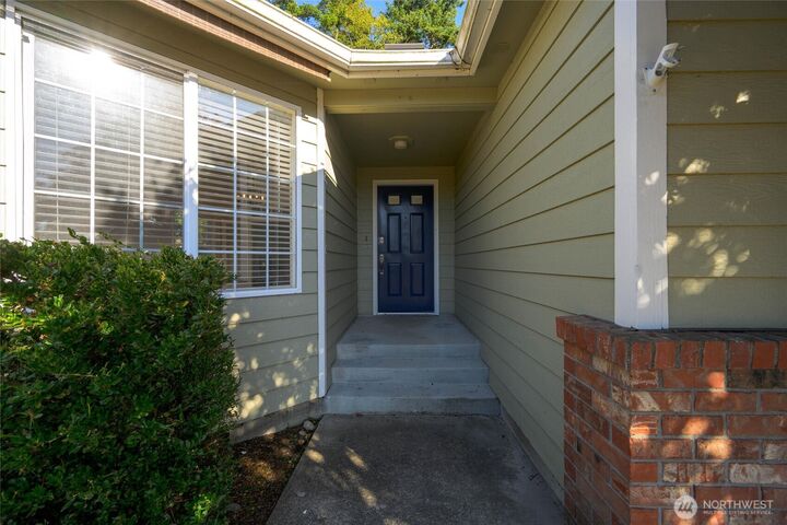 Property Photo: 4503 Camano Place WA 98221