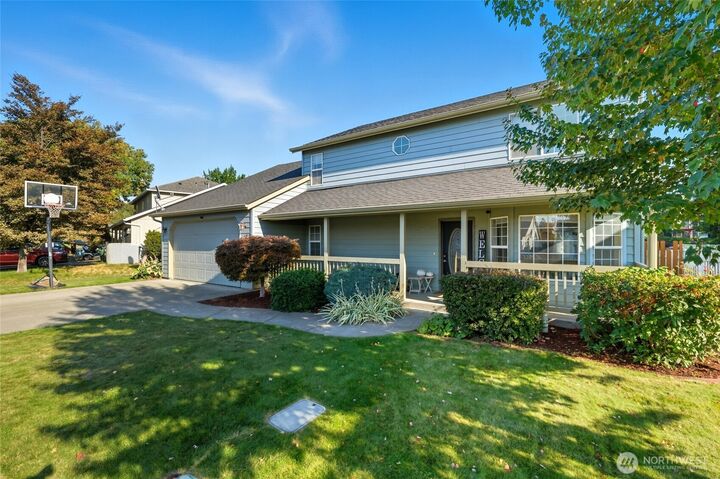 Property Photo:  49  Talon Loop  WA 99362 