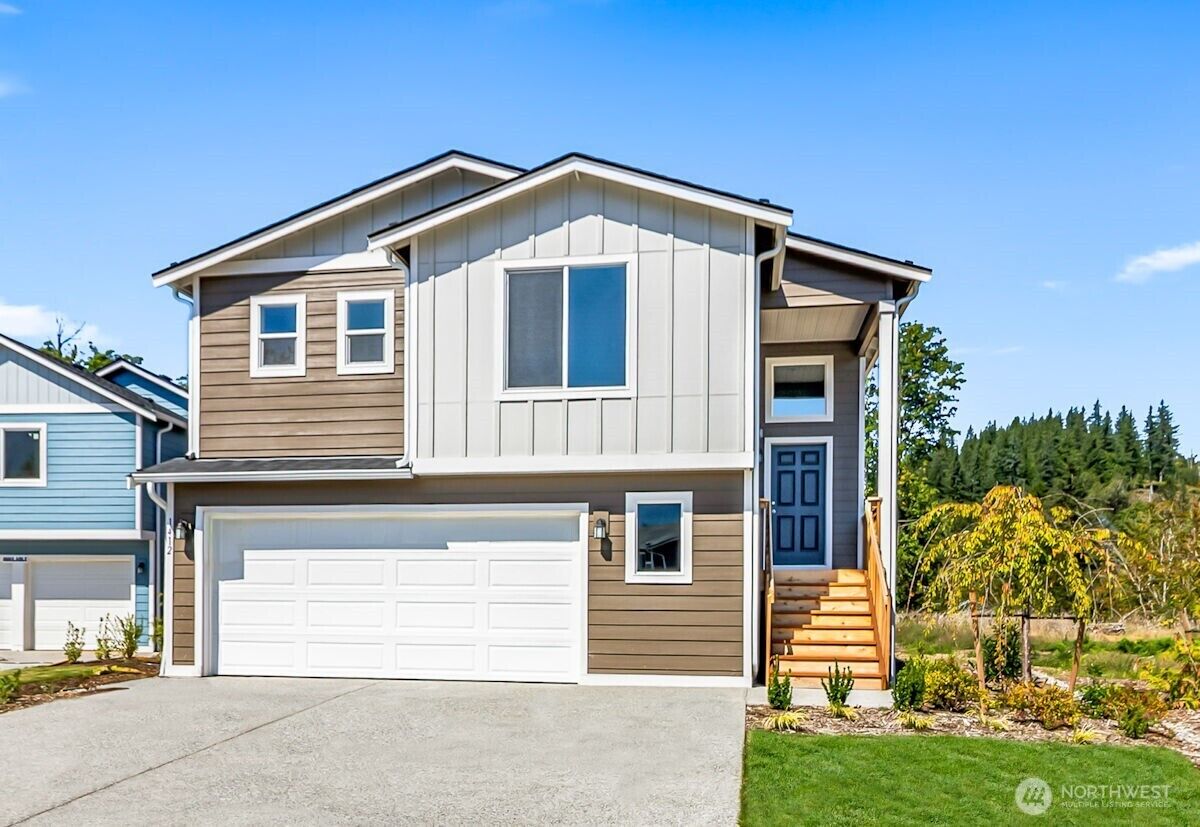 Property Photo:  1412  Alder Lane  WA 98251 