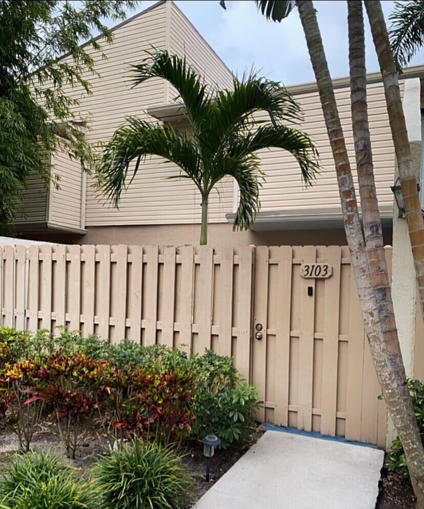 Property Photo:  612 Executive Center Drive 103  FL 33401 