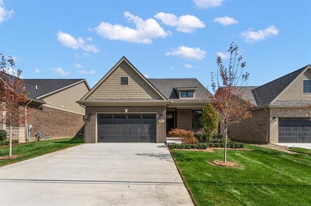 Property Photo:  5956 Willow Grove Drive  MI 48085 