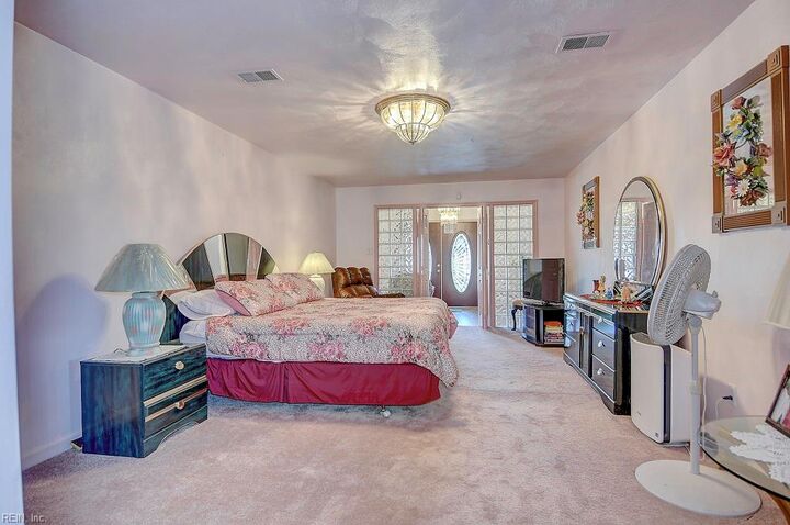 Property Photo:  229 S Newtown Rd  VA 23502 