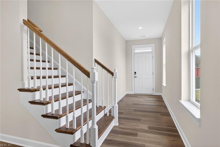 Property Photo:  3016 Plymouth Pl  VA 23185 