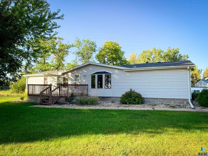 24194 458th Ave  Madison SD 57042 photo