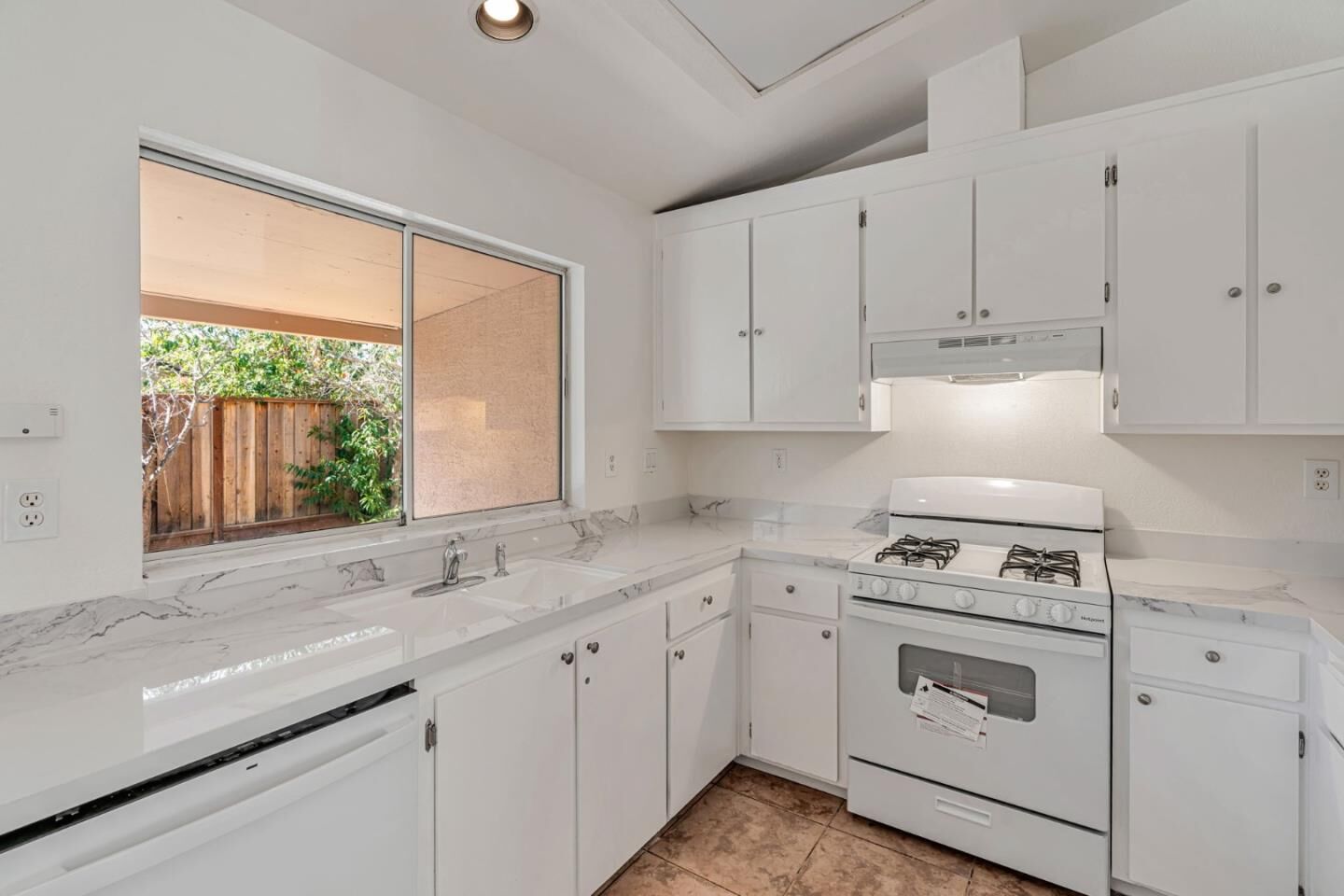 Property Photo:  852 Antigua Avenue  CA 93905