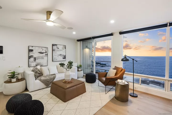 Property Photo:  1219 Coast Blvd 3  CA 92037 