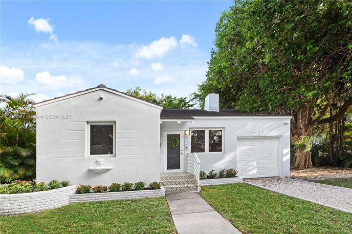 Property Photo:  412 Zamora Ave  FL 33134 