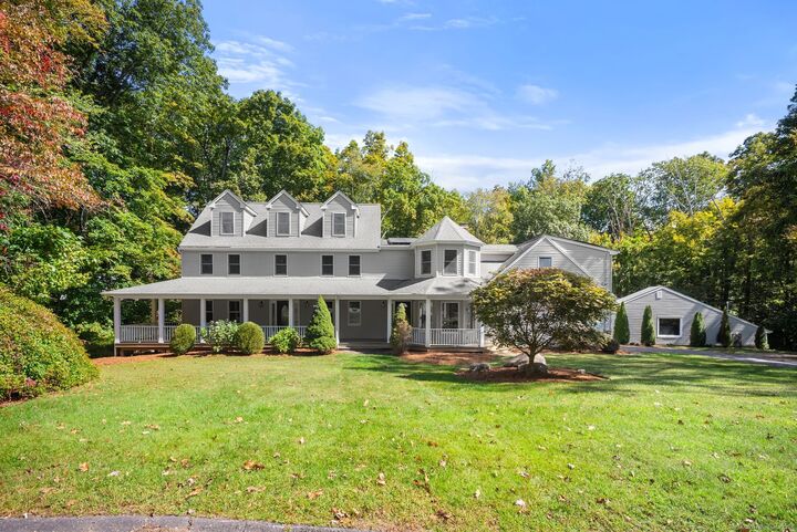 Property Photo:  82 South Stonybrook Drive  CT 06447 