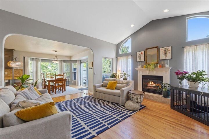 Property Photo:  1223 S Grove St  WA 99204 