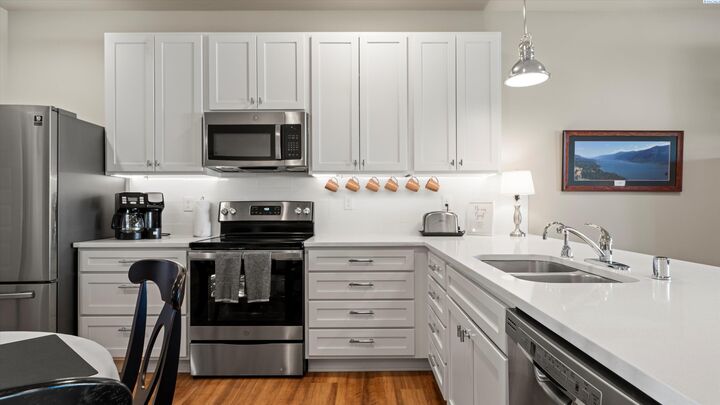 Property Photo: 1460 13th St WA 99320