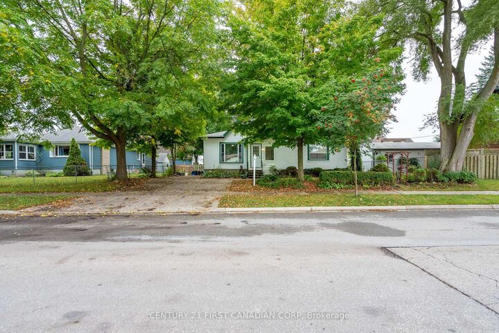 25 Langarth Street W  London South ON N6J 1P1 photo