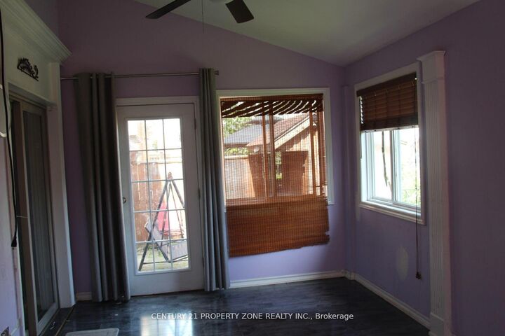 Property Photo:  163 Stone Church Road E  ON L9B 1A8 