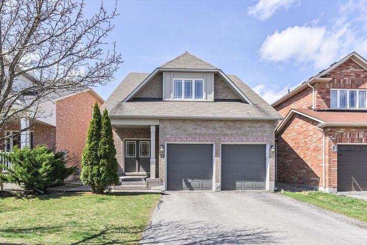 18 Kerr Lane  Aurora ON L4G 0E5 photo